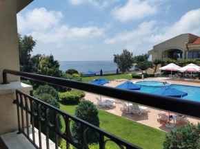 3 bedroom seaview apartment /2nd floor/